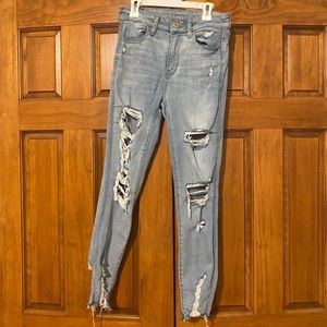 AMERICAN EAGLE JEANS